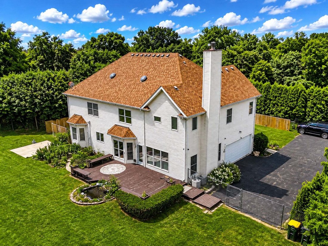 House in Roselle, Illinois, United States 4 - 18663128