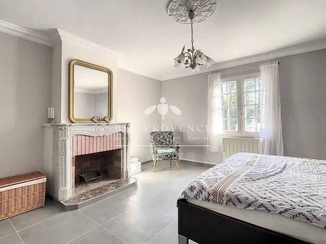 Villa in Besse-sur-Issole, Provence-Alpes-Côte d'Azur, France 5 - 16297624
