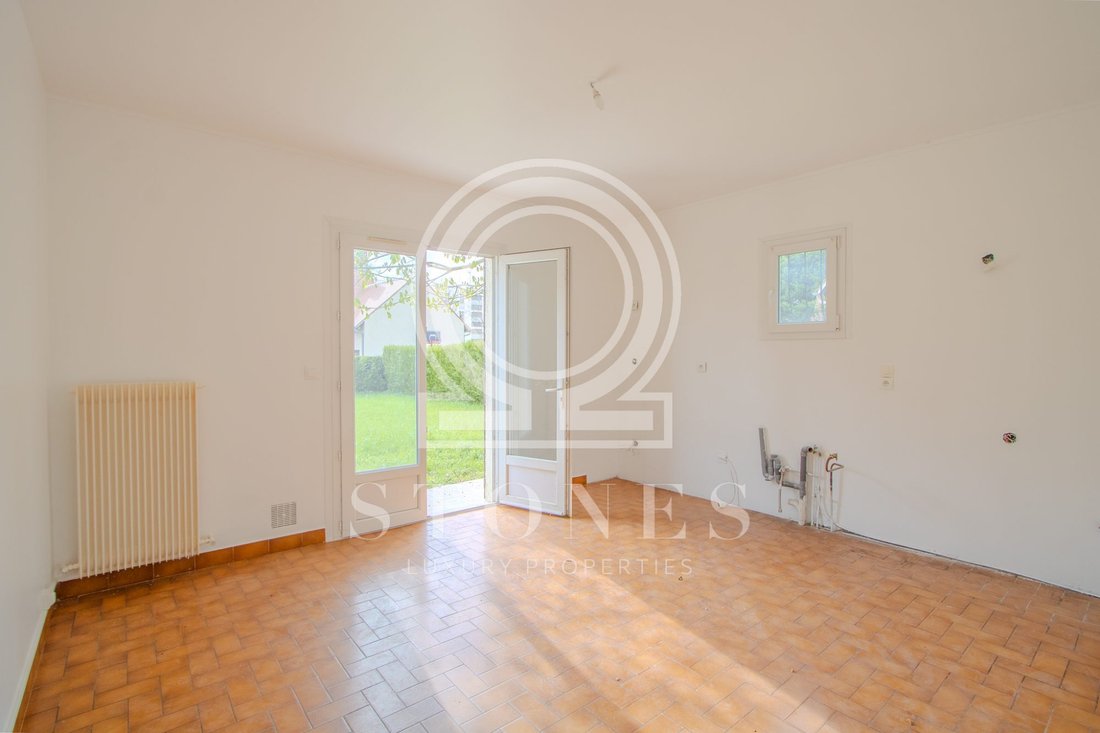 House in Marly-le-Roi, Ile-de-France, France 5 - 18670418