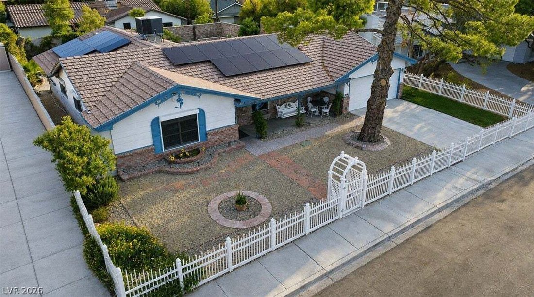 House in Las Vegas, Nevada, United States 1 - 18154768