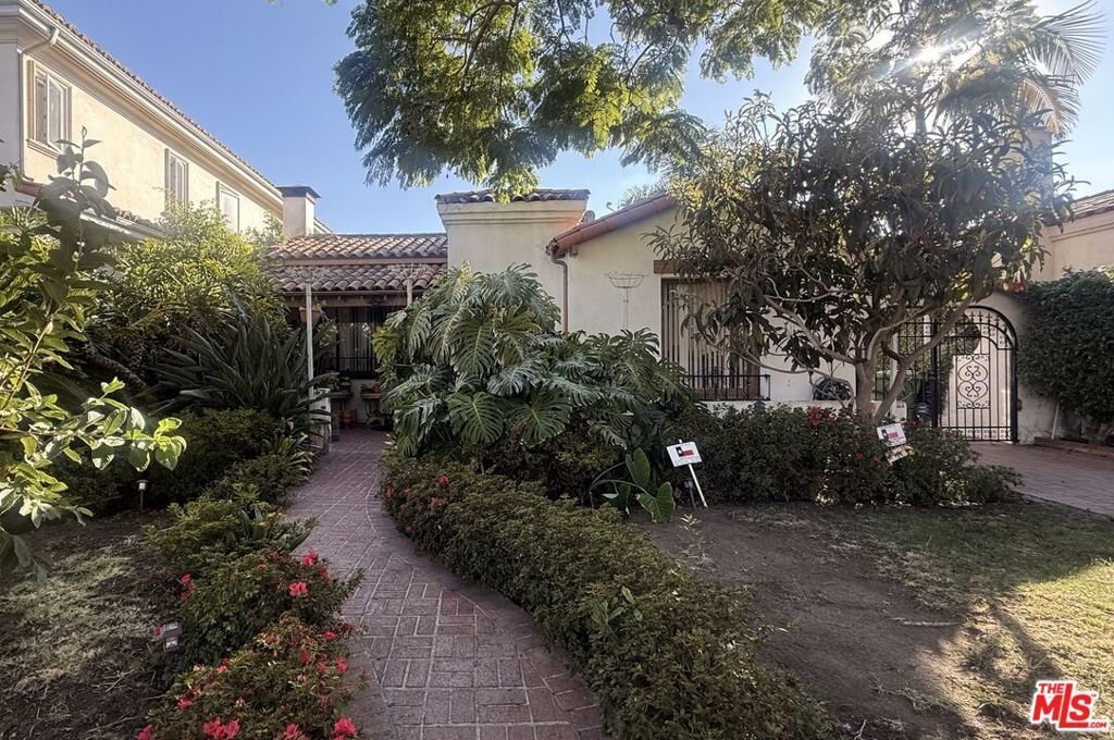 House in Los Angeles, California, United States 1 - 18668811