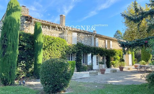 Country House in Campagne, Senas, France 1