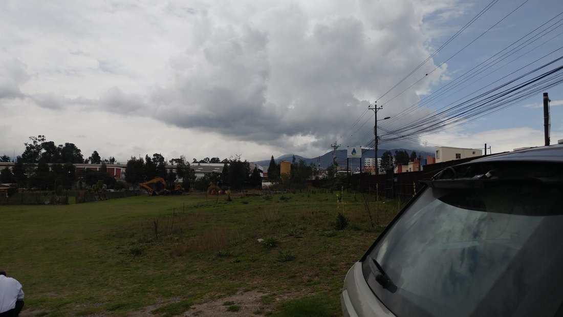 Land in Quito, Pichincha, Ecuador 5 - 18661513
