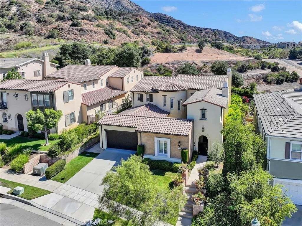 House in Azusa, California, United States 4 - 18670814