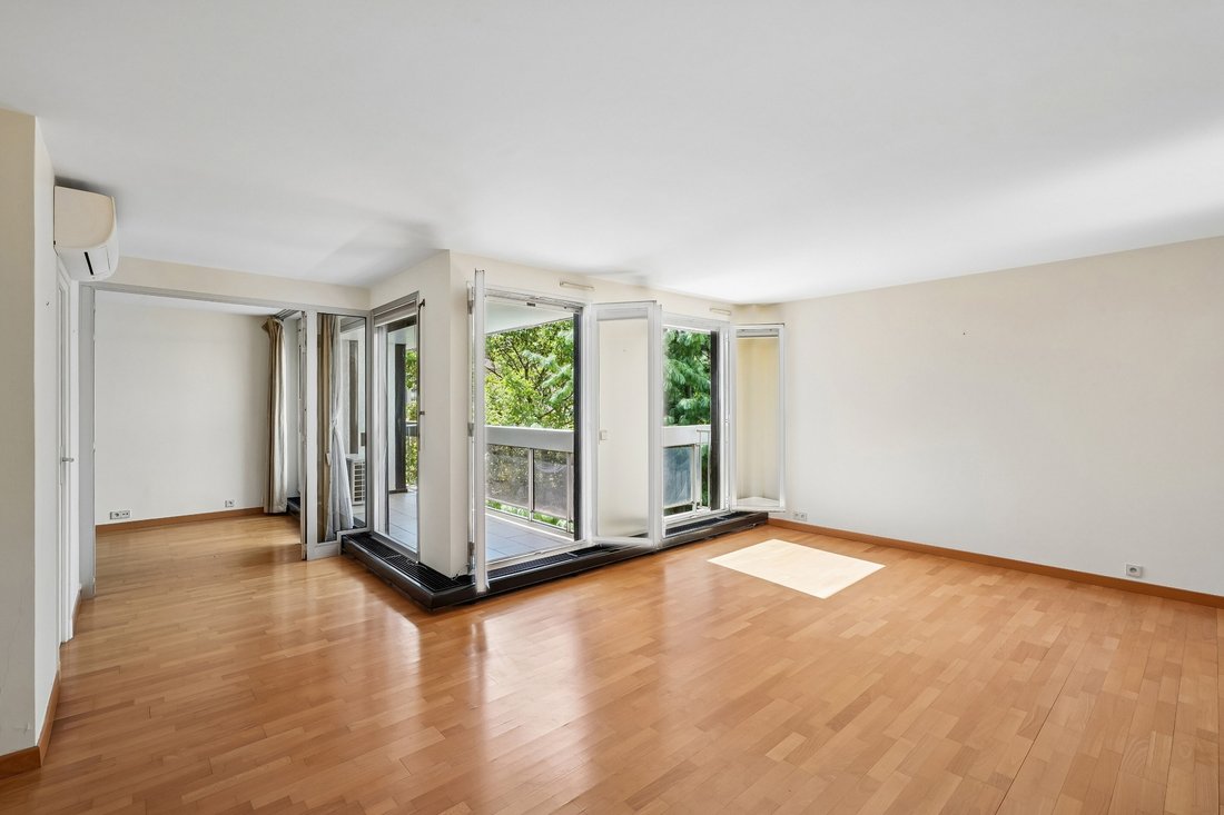 Apartment in Bois de Boulogne, Paris 16e Arrondissement, Paris 4 - 18665518