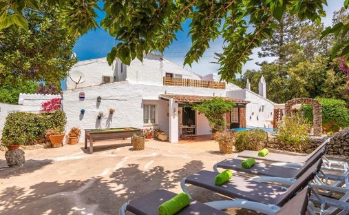 Villa in es Castell, Balearic Islands, Spain 1