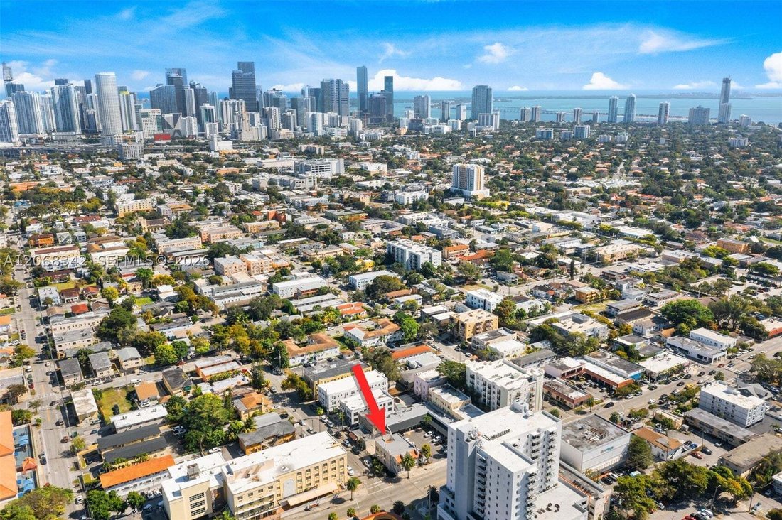Miami, Florida, United States 1 - 18663504