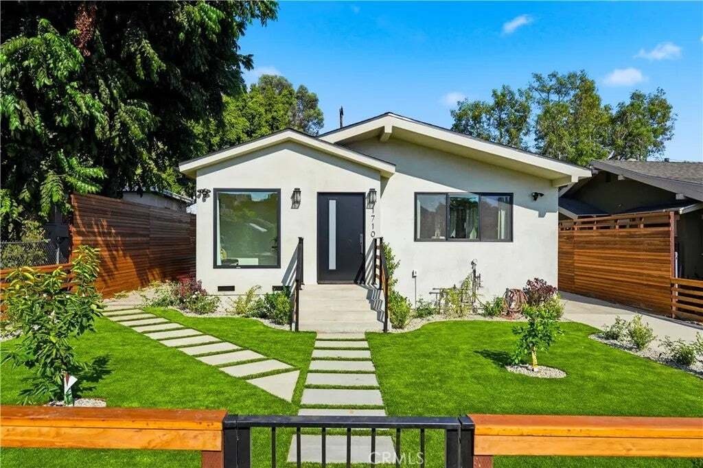 House in Los Angeles, California, United States 1 - 18659656