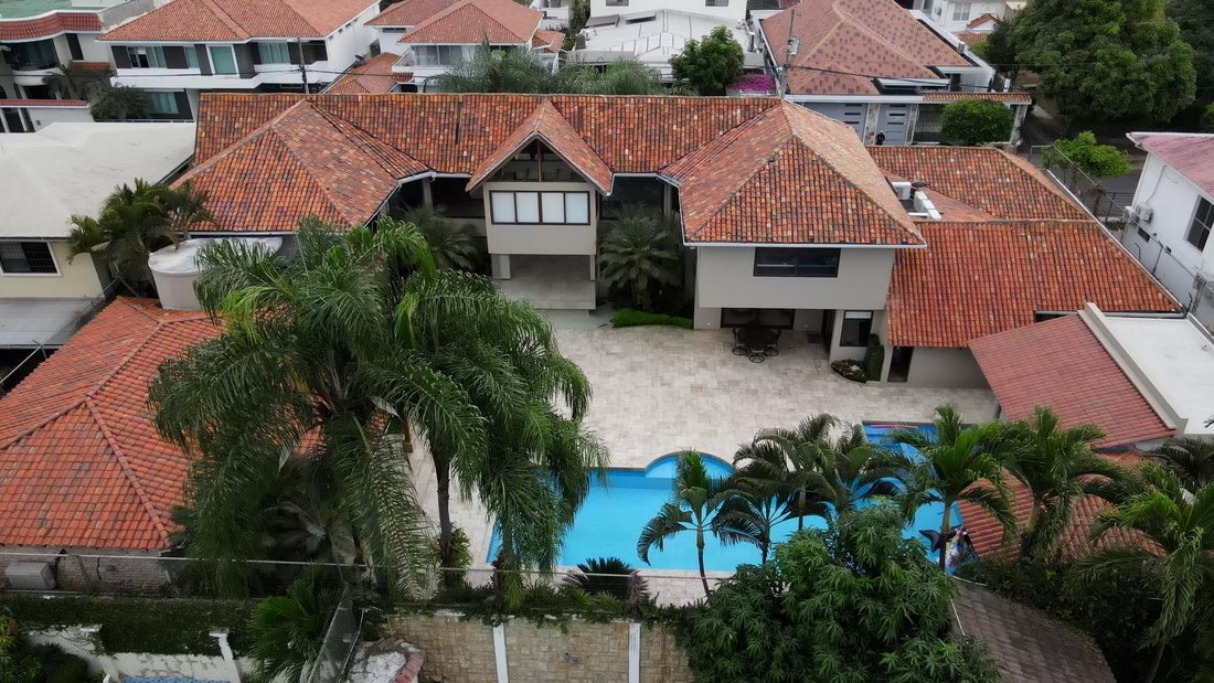 House in Guayaquil, Guayas, Ecuador 2 - 18661556