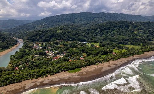 Terreno en Savegre, Provincia de Puntarenas, Costa Rica 1