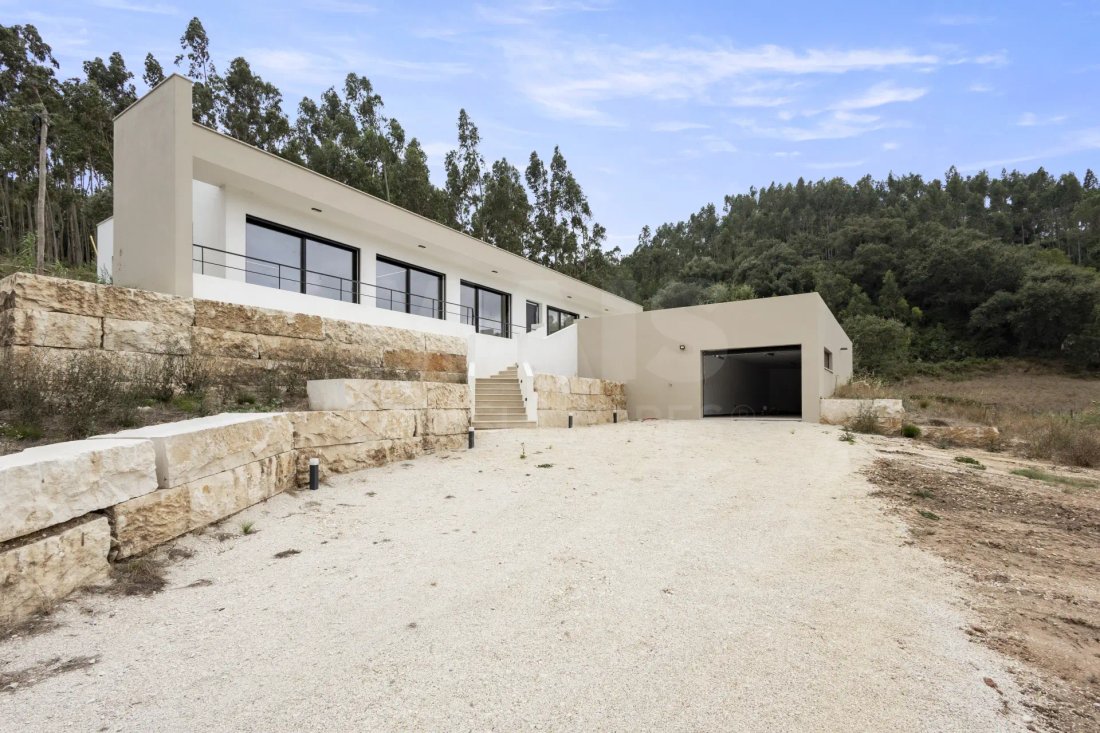 Villa in Alvorninha, Leiria District, Portugal 2 - 18670952