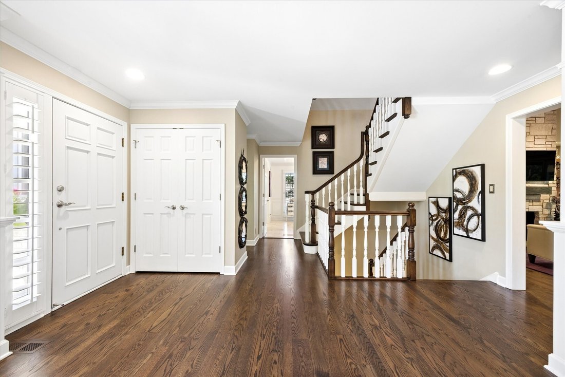 Villa in Burr Ridge, Illinois, United States 3 - 18666884