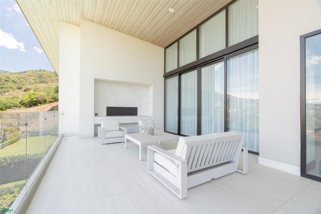 Condo in Escazu, San José Province, Costa Rica 5 - 18663294