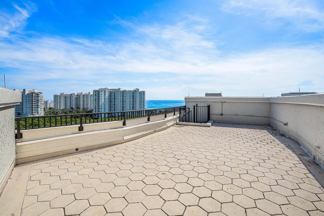 Condo in Boca Raton, Florida, United States 4 - 18667848