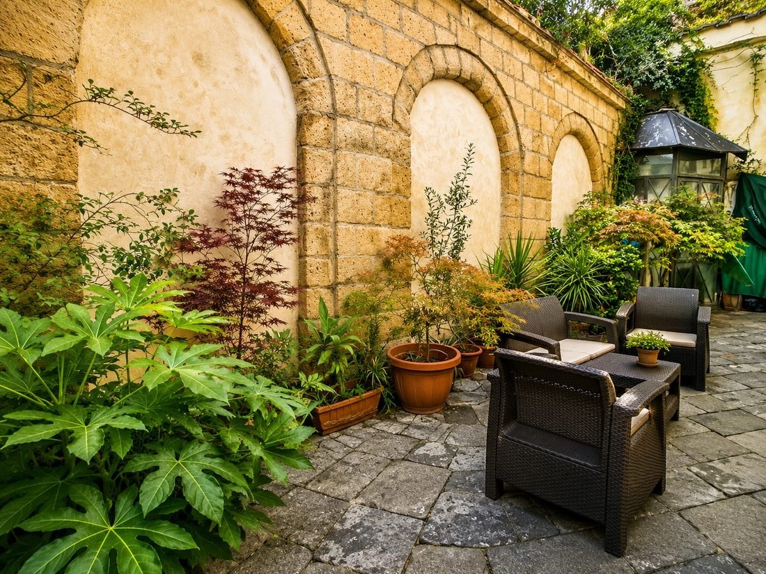 Apartment in Chiaia, Naples, Campania 1 - 18659202