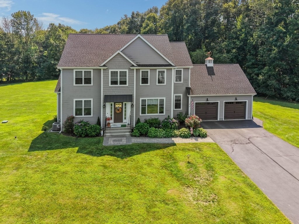 House in Douglas, Massachusetts, United States 1 - 18659790