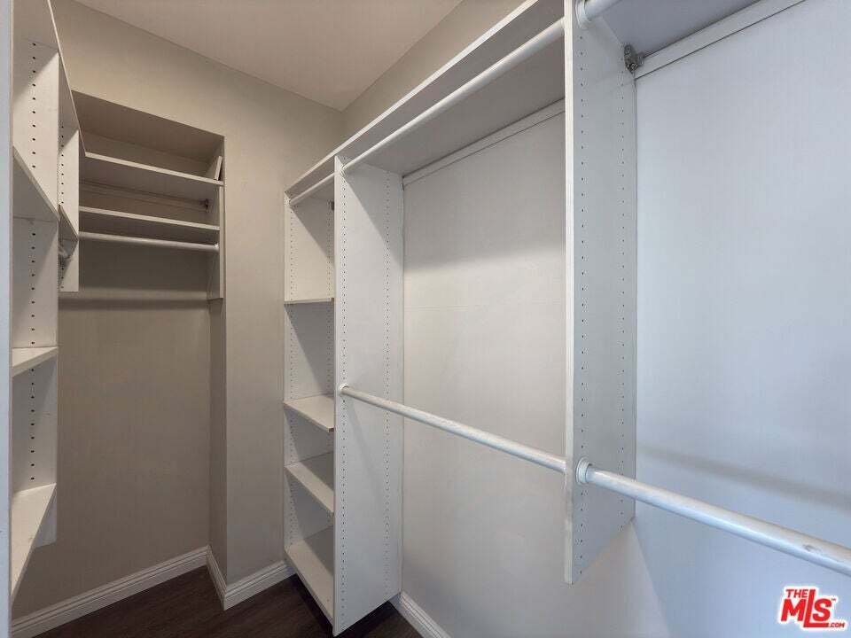 Condo in Beverly Hills, California, United States 3 - 18662031