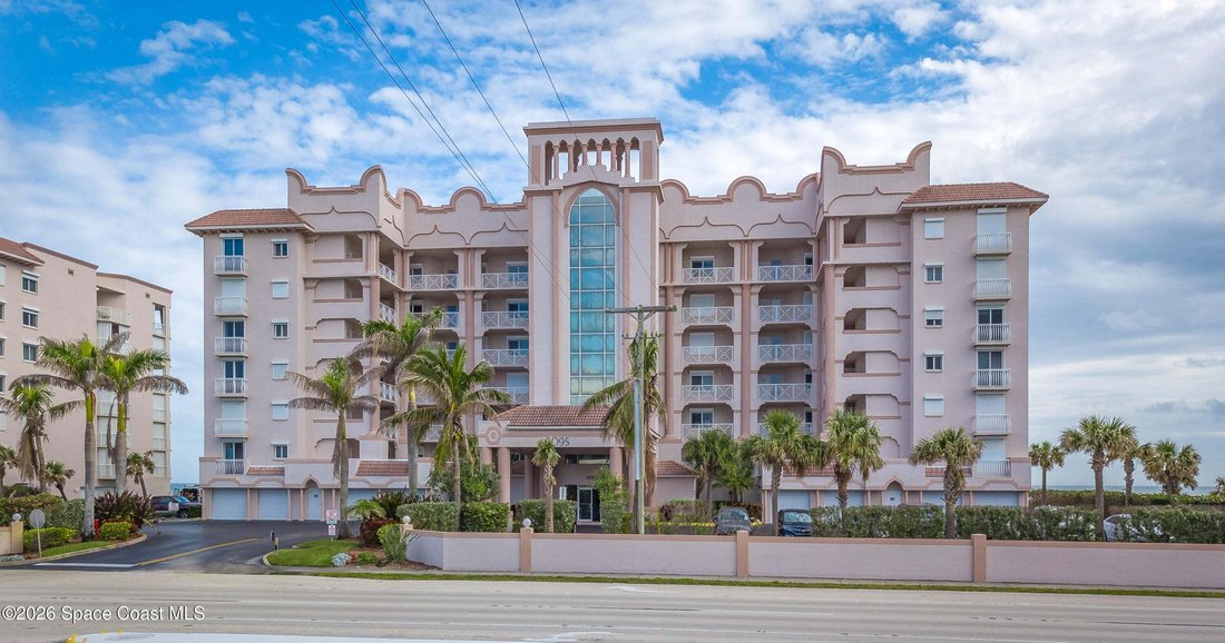Condo in Indian Harbour Beach, Florida, United States 2 - 18658997