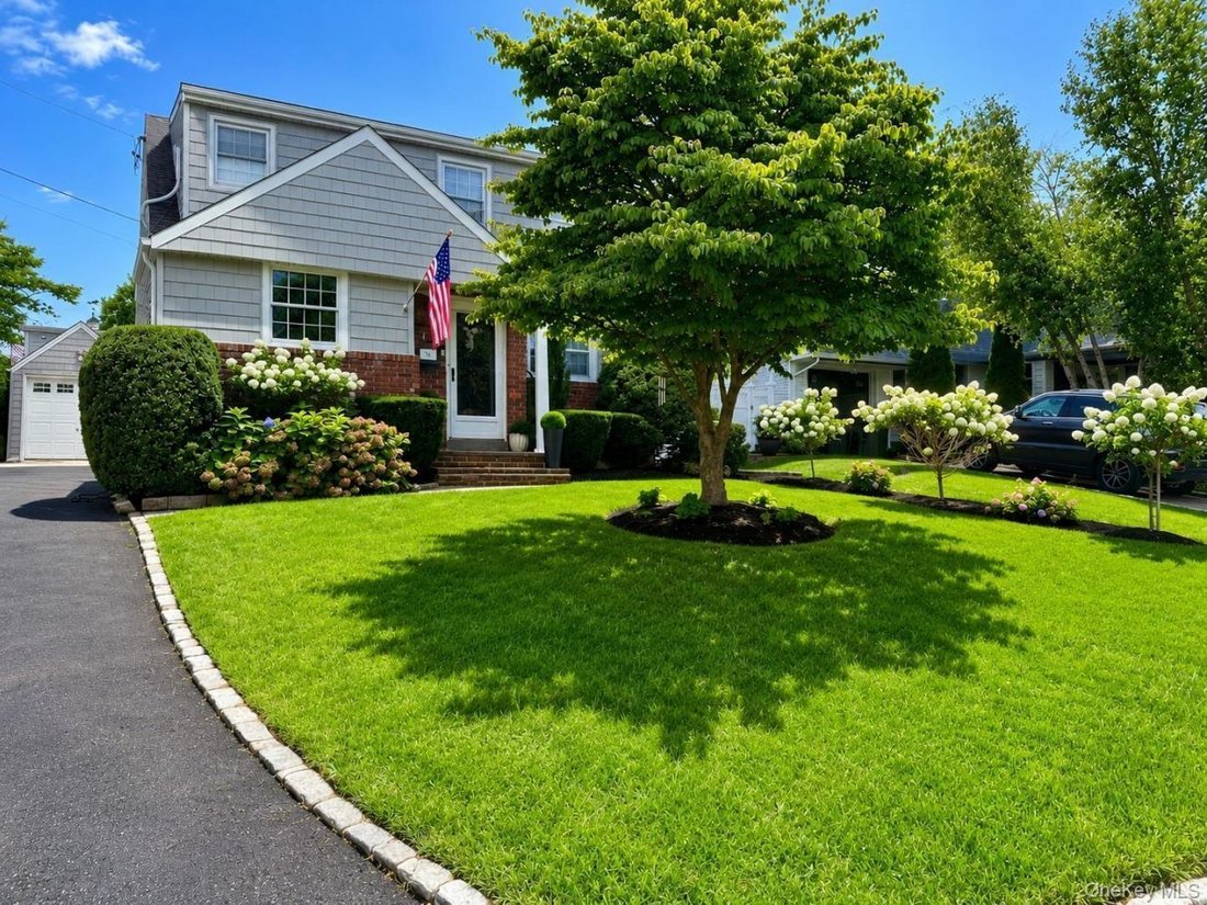 House in Port Washington, New York, United States 1 - 18670184