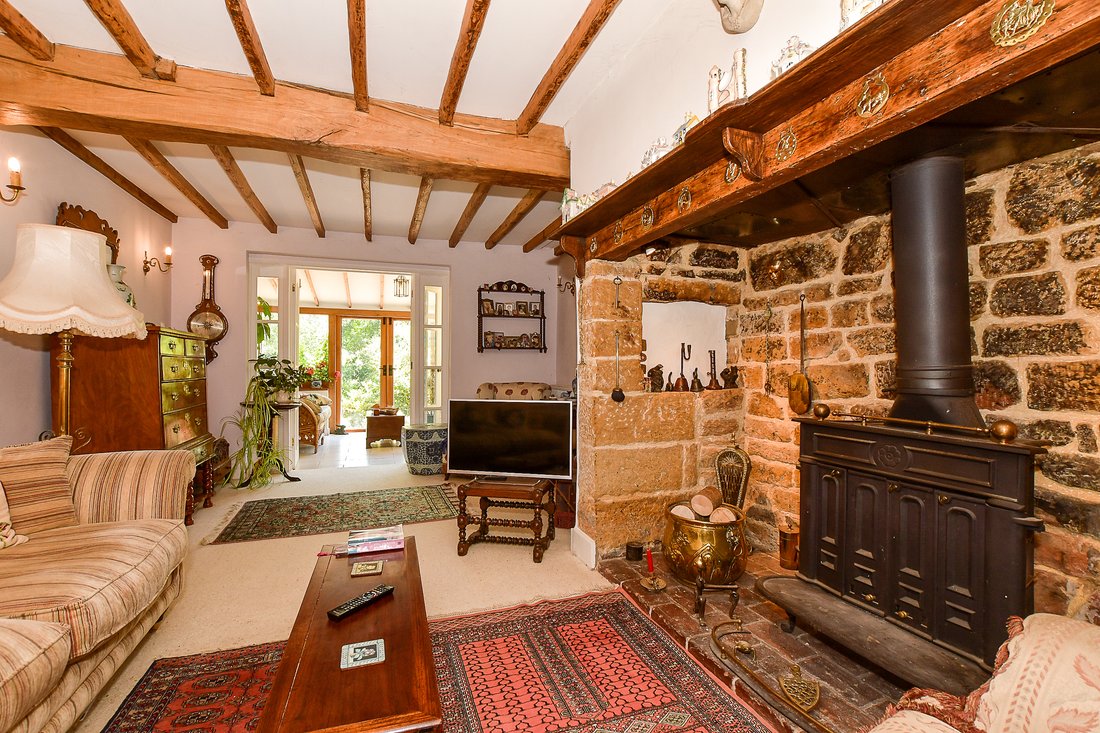 House in Rotherfield, England 4 - 18665977