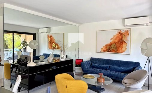 Wohnung in Hyères, Provence-Alpes-Côte d'Azur, Frankreich 1