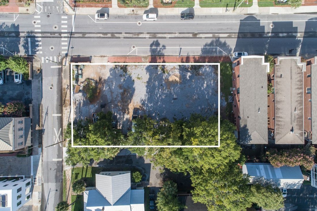 Land in Pensacola, Florida, United States 3 - 18665314
