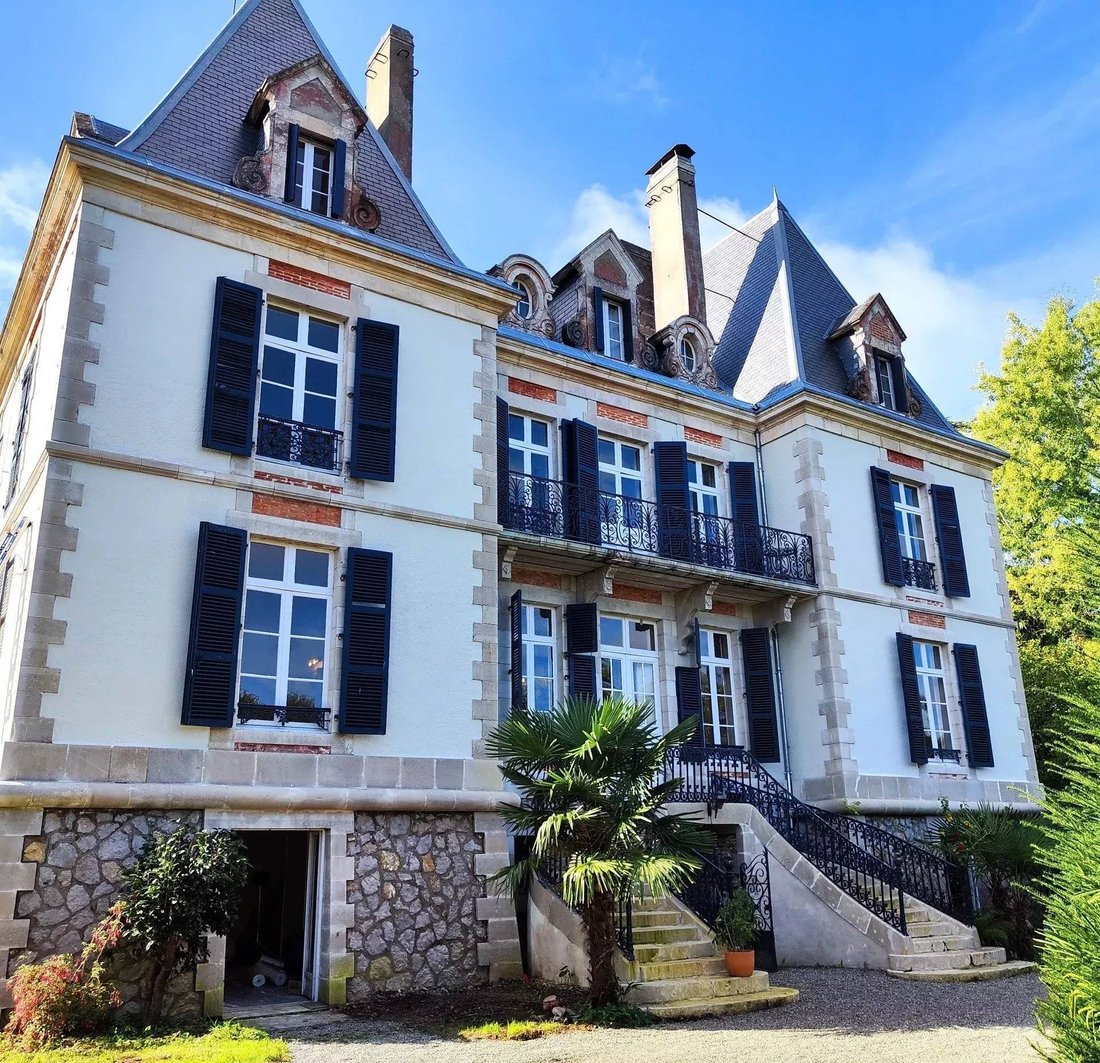 Castle in Berenx, Nouvelle-Aquitaine, France 2 - 16534587