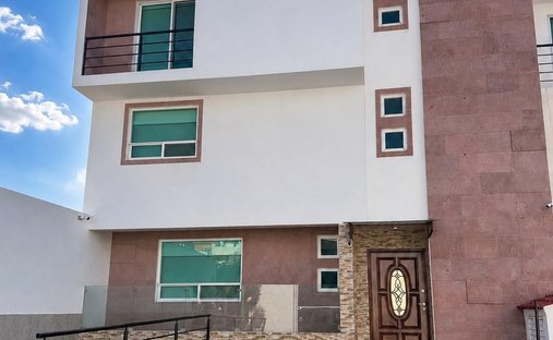 Condo in Naucalpan de Juárez, State of Mexico, Mexico 1