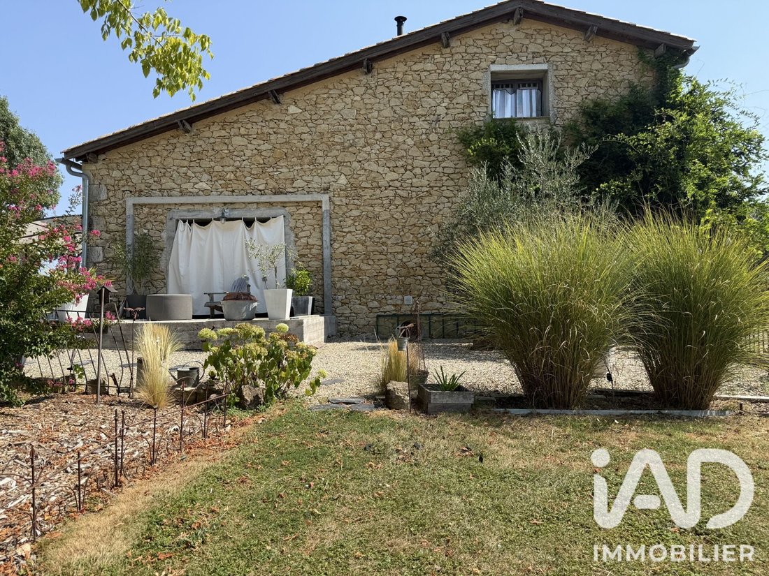 House in Sainte-Foy-la-Longue, Nouvelle-Aquitaine, France 2 - 18668269