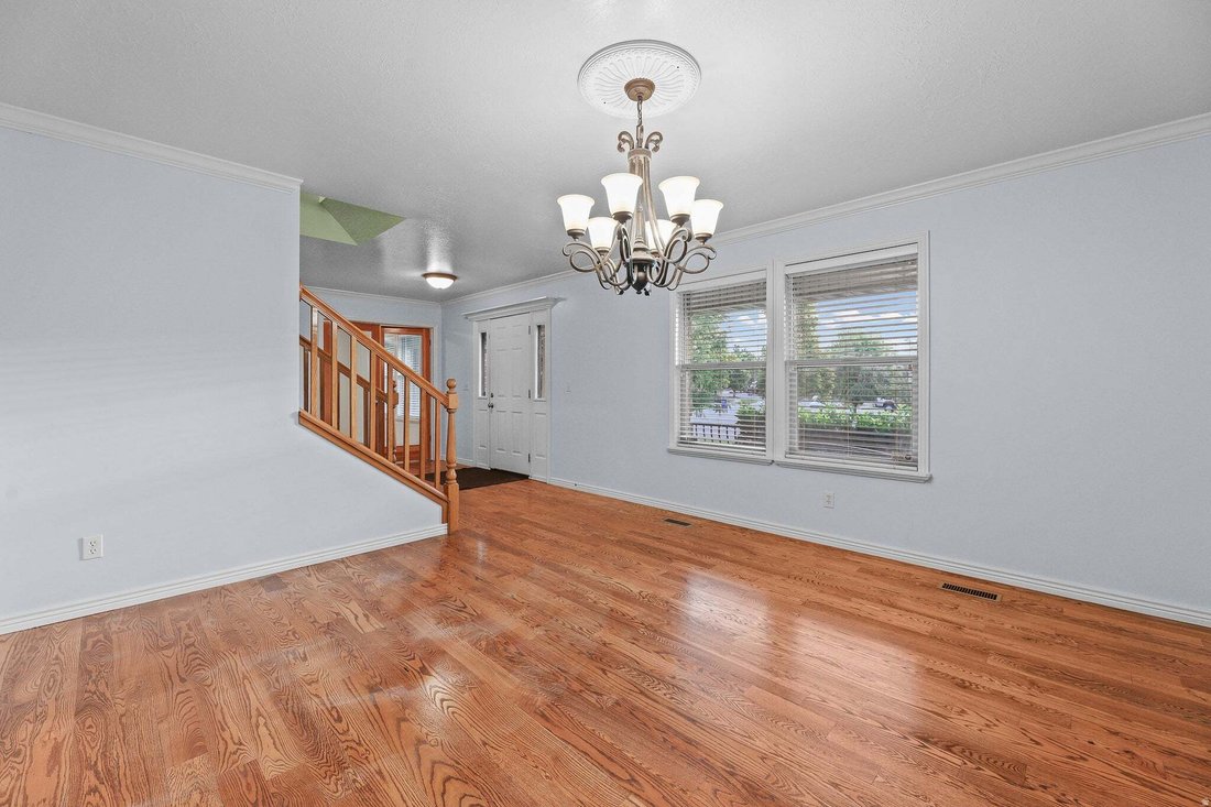 House in Layton, Utah, United States 4 - 18669105