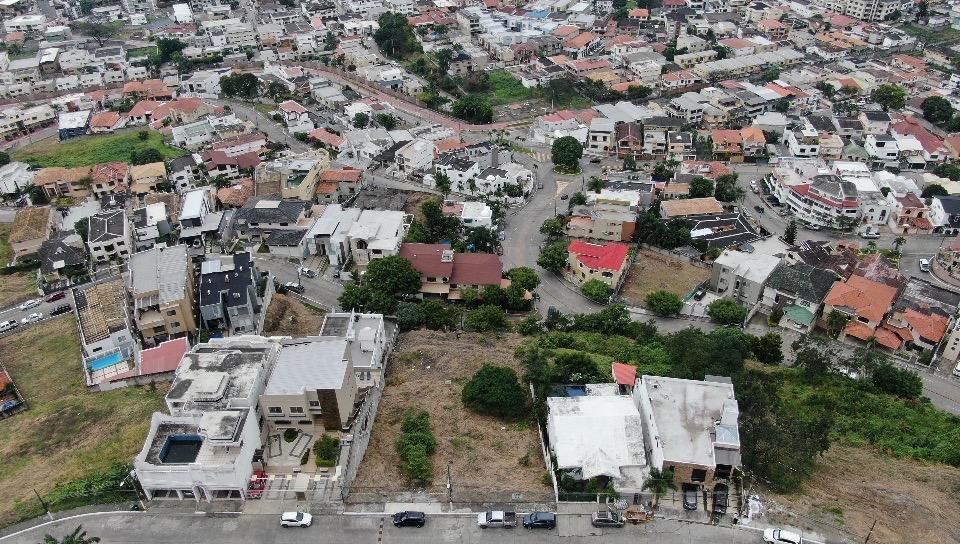 Land in Guayaquil, Guayas, Ecuador 2 - 18660259