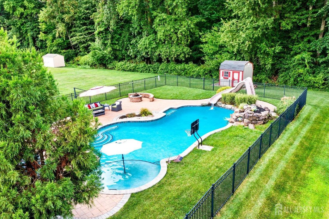 House in Hamilton Township, New Jersey, United States 4 - 18670742