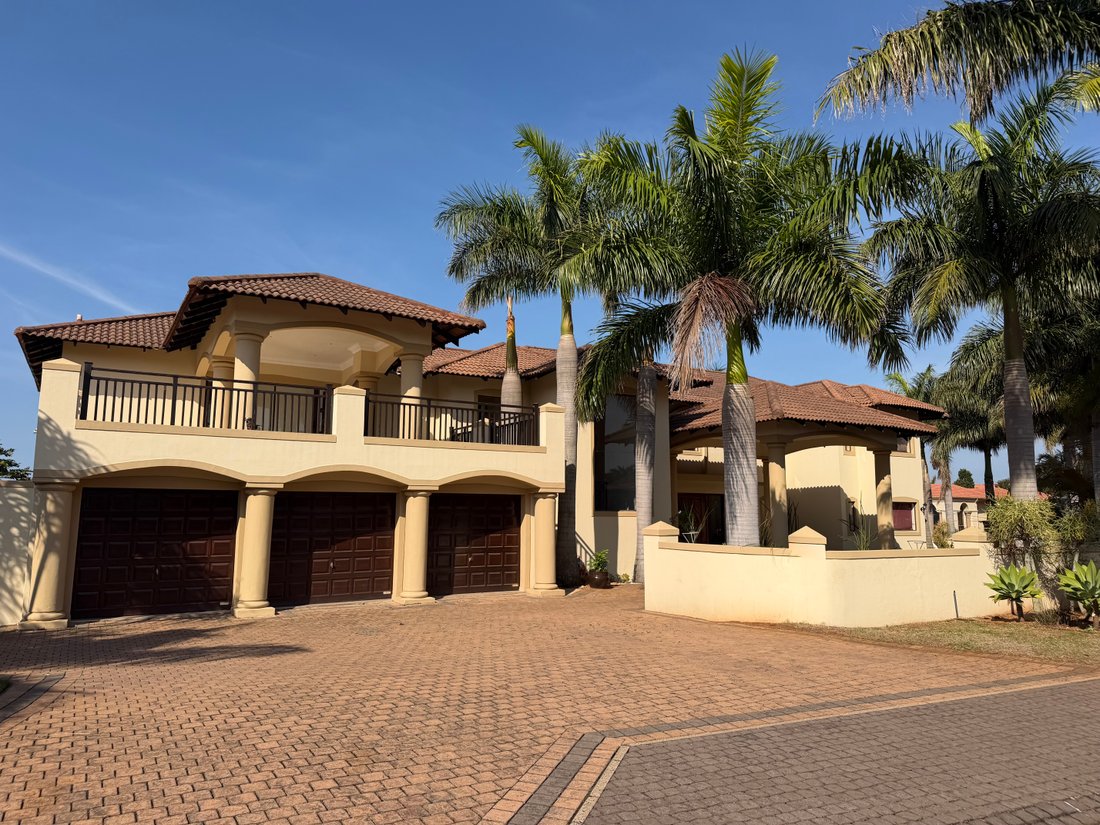 Country House in La Lucia, KwaZulu-Natal, South Africa 1 - 18665101