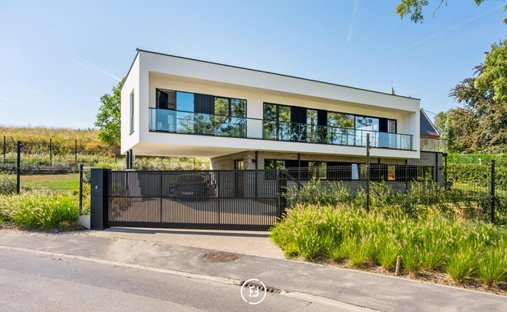 Villa in Ronse, Flanders, Belgium 1