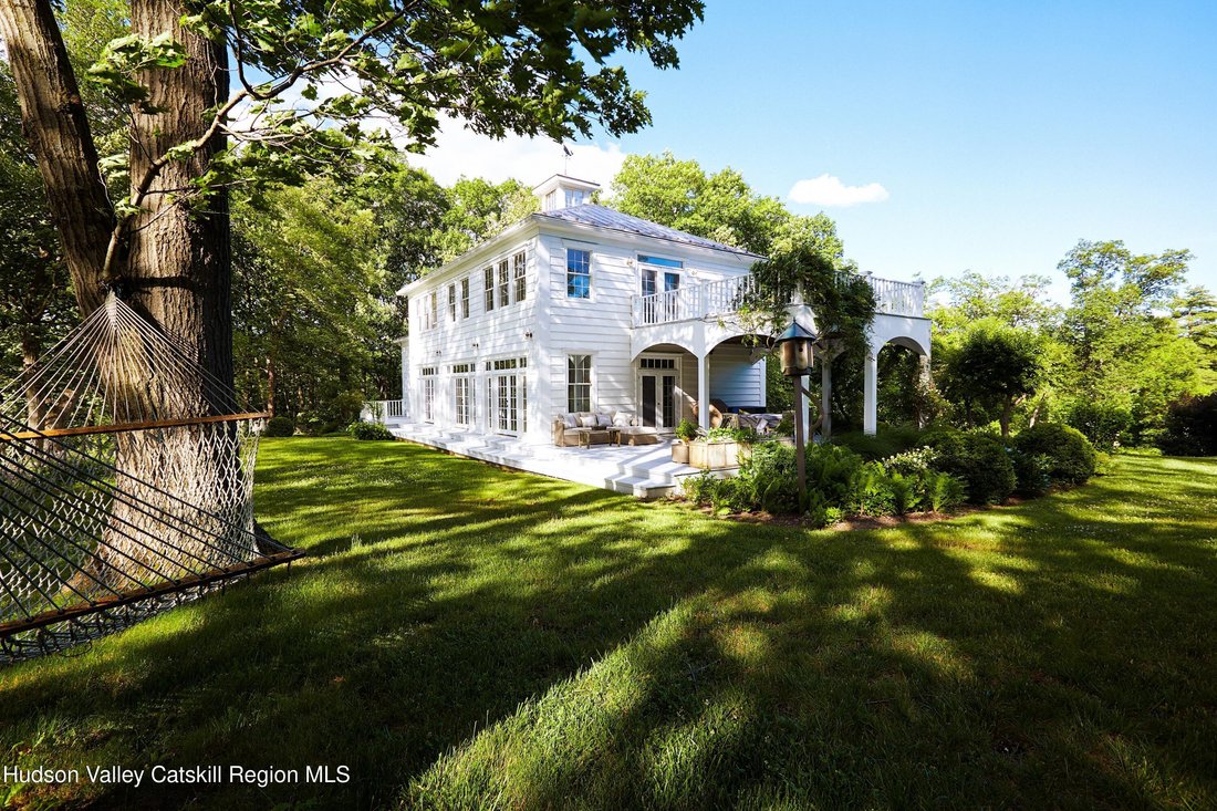 House in Germantown, New York, United States 2 - 18662975