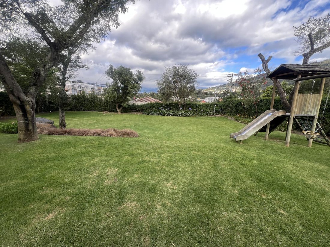 House in Quito, Pichincha, Ecuador 3 - 18661693