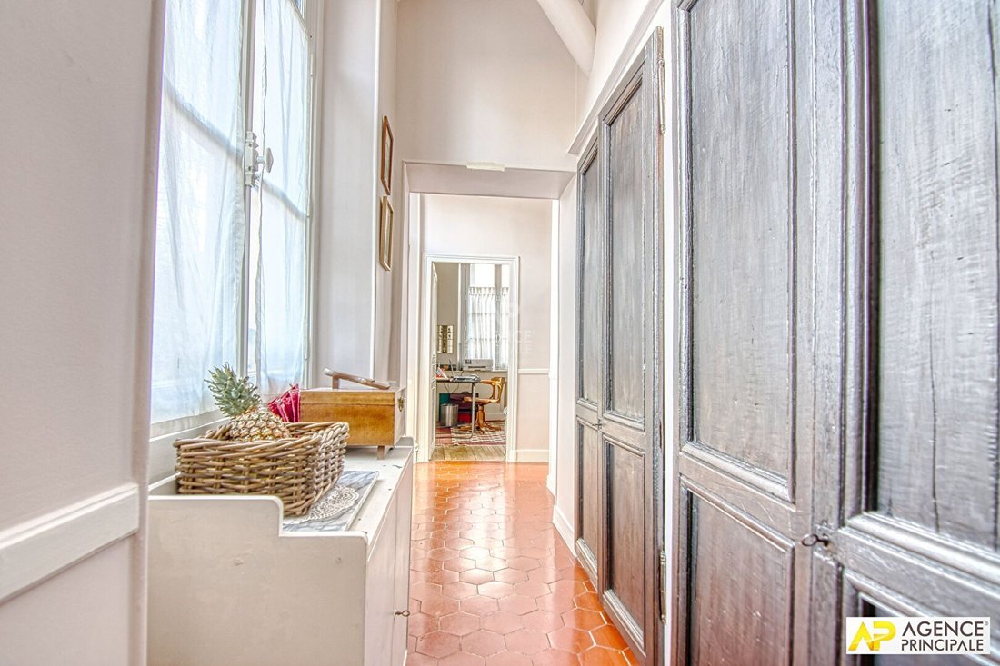 Apartment in Domaine National du Château, Versailles, France 4 - 18660260