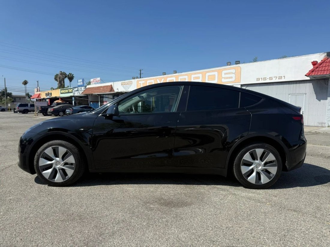 Suv in Azusa, CA, United States 4 - 18664870