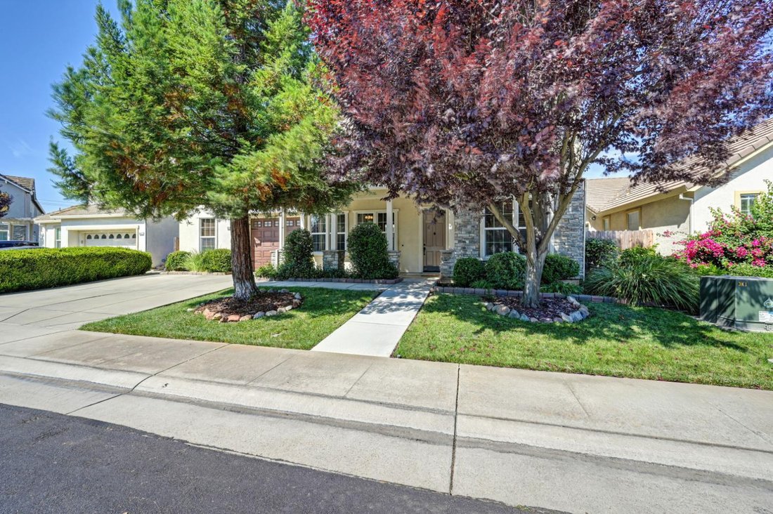 House in Elk Grove, California, United States 4 - 18663207