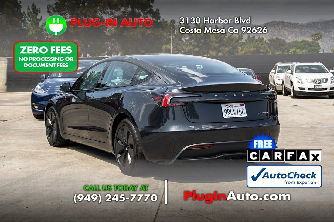 Sedan in Costa Mesa, CA, United States 3 - 18666745