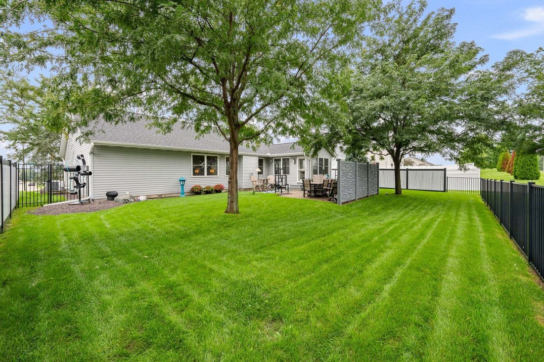 House in Bettendorf, Iowa, United States 4 - 18663124