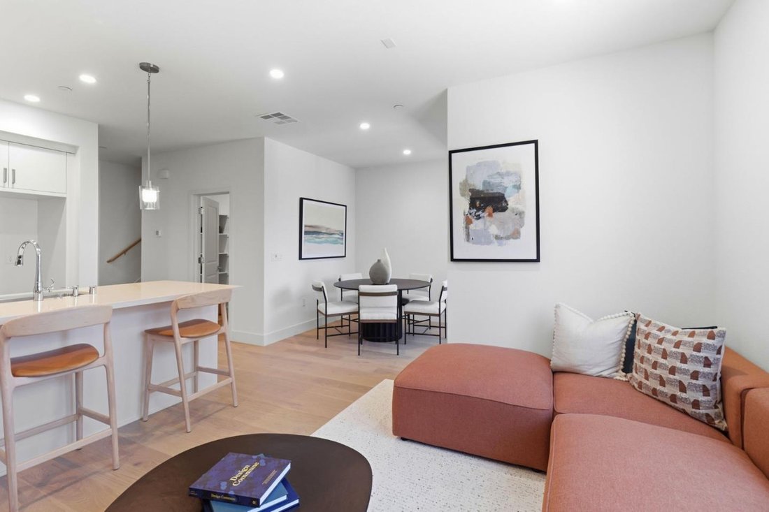 Townhouse in East Palo Alto, California, United States 5 - 18671532