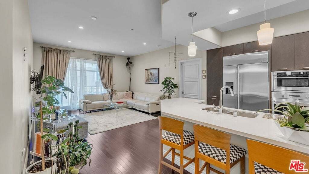Condo in Glendale, California, United States 3 - 18661993