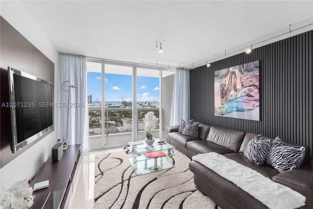 Condo in Miami Beach, Florida, United States 2 - 18663483