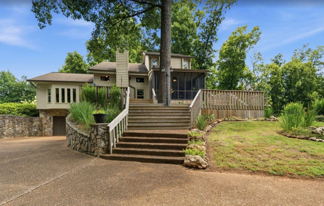 Farm Ranch in Dalton, Georgia, United States 3 - 18394019