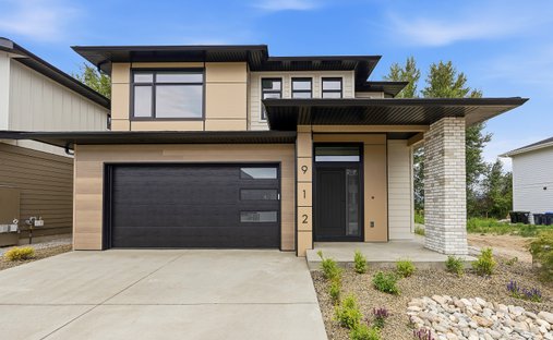 House in Kelowna, British Columbia, Canada 1