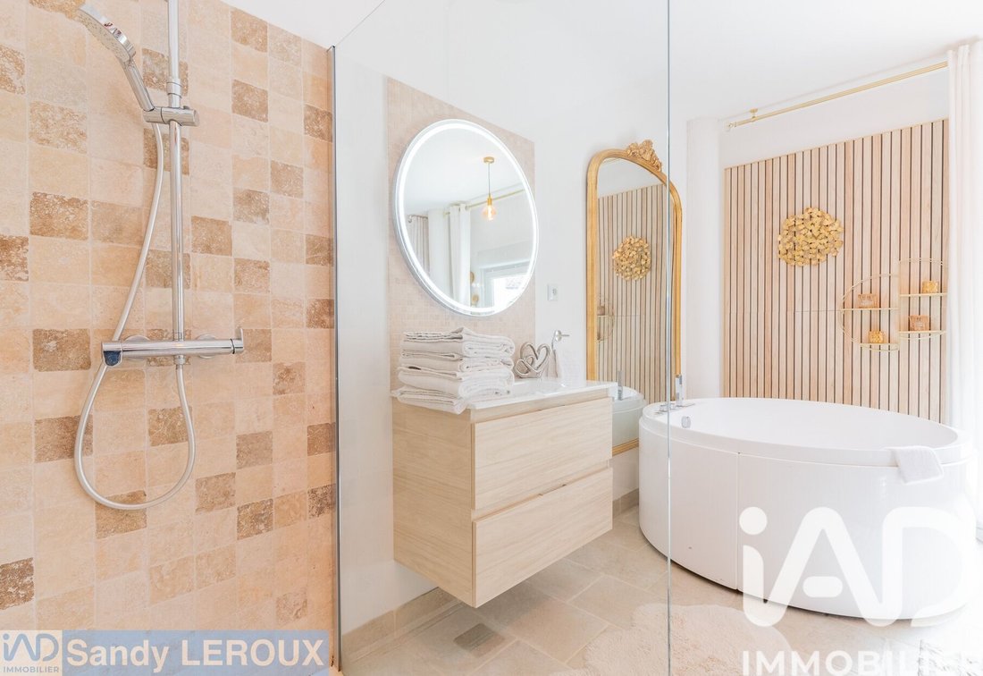 Les Varennes, Limeil-Brevannes, France 5 - 18668258