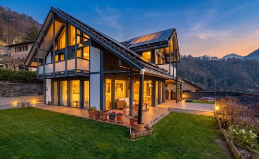 Villa a Castaneda, Grigioni, Svizzera 1
