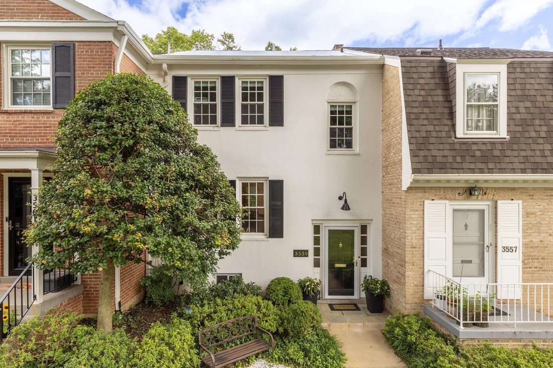Townhouse in Chevy Chase, Maryland, United States 1 - 18666433