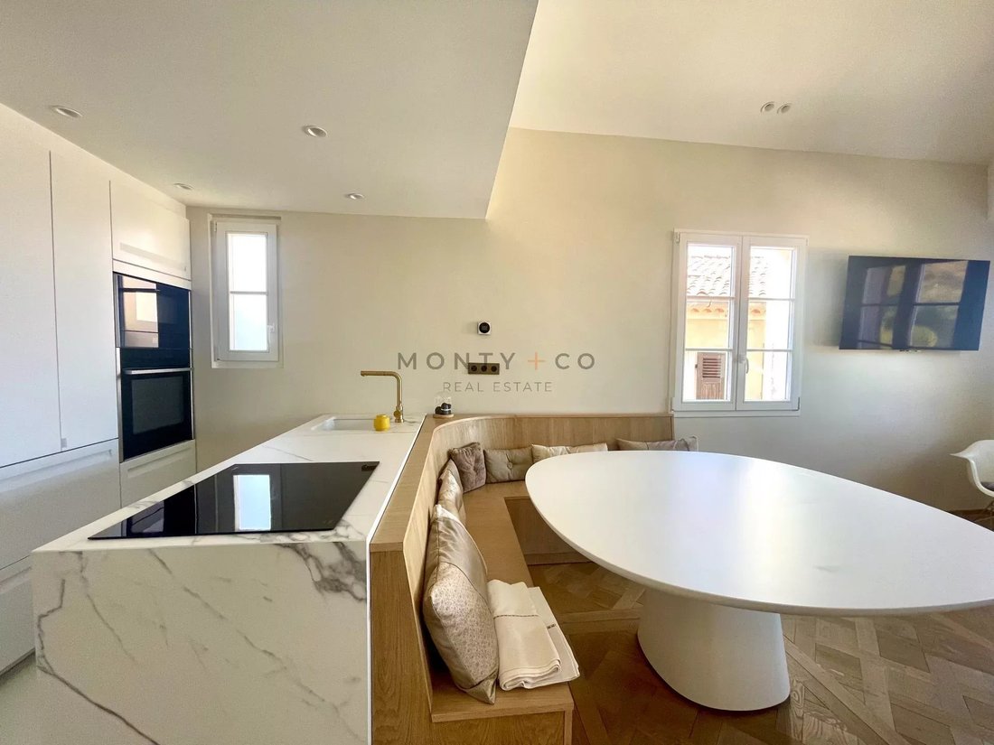 House in Zone Ouest Urbaine, Saint-Tropez, France 1 - 17693073